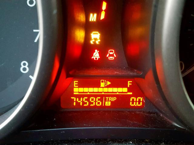 JM1BL1UG7B1375779 - 2011 MAZDA 3 I Czarny zdjęcie 8