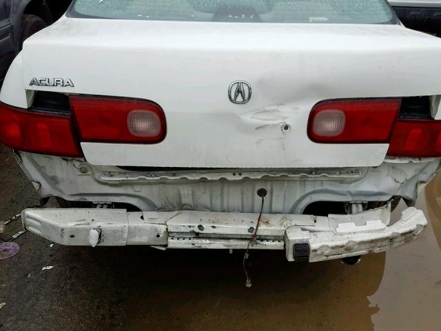 JH4DB765XXS002911 - 1999 ACURA INTEGRA LS WHITE photo 9