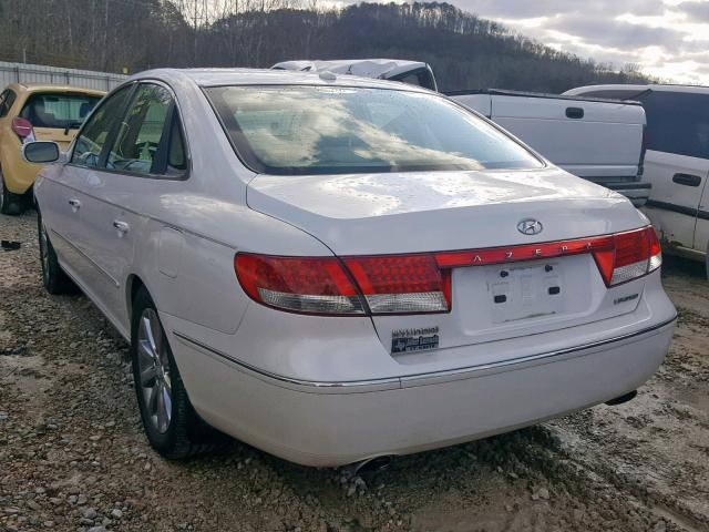 KMHFC46F79A357635 - 2009 HYUNDAI AZERA SE WHITE photo 3