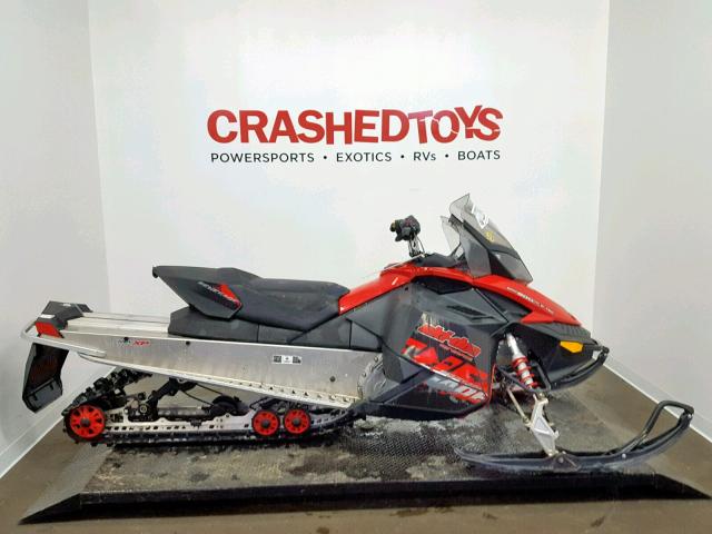 2BPSUFBA6BV000445 - 2011 SKI DOO SNOWMOBILE წითელი ფოტო 1
