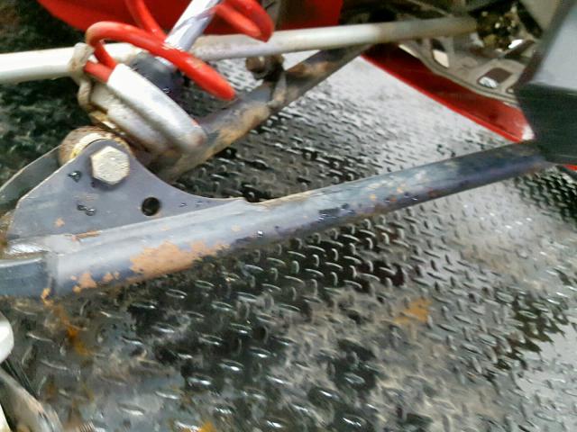 2BPSUFBA6BV000445 - 2011 SKI DOO SNOWMOBILE წითელი ფოტო 14