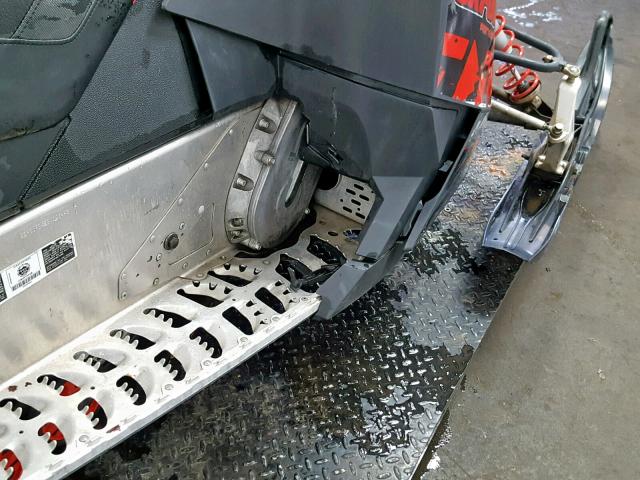 2BPSUFBA6BV000445 - 2011 SKI DOO SNOWMOBILE წითელი ფოტო 16