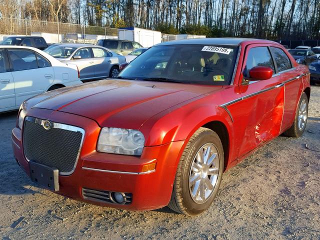 2C3KA53G17H792584 - 2007 CHRYSLER 300 TOURIN RED photo 2