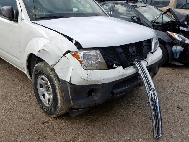 1N6BD0CT9HN737213 - 2017 NISSAN FRONTIER S WHITE photo 9