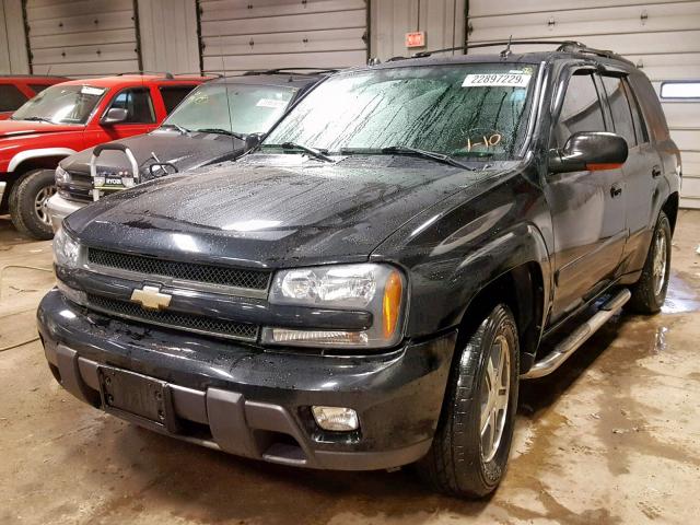 1GNDT13S252322587 - 2005 CHEVROLET TRAILBLAZE BLACK photo 2