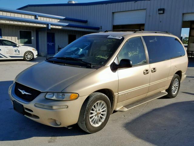 1C4GP54L6XB569722 - 1999 CHRYSLER TOWN & COU GOLD photo 2