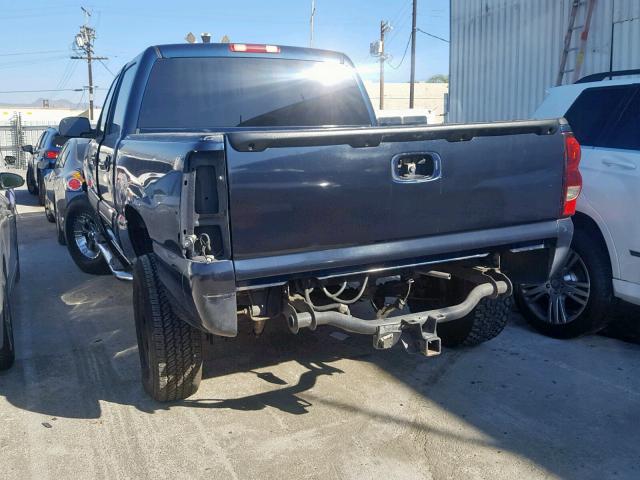 2GCEC13T261114622 - 2006 CHEVROLET SILVERADO BLUE photo 3