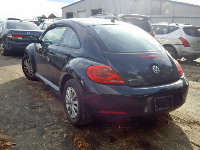 3VWFP7AT6CM624696 - 2012 VOLKSWAGEN BEETLE BLACK photo 3