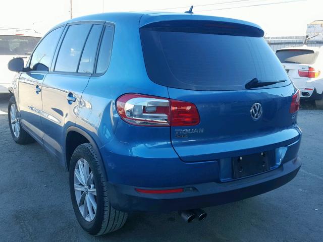 WVGAV7AXXJK000485 - 2018 VOLKSWAGEN TIGUAN LIM BLUE photo 3