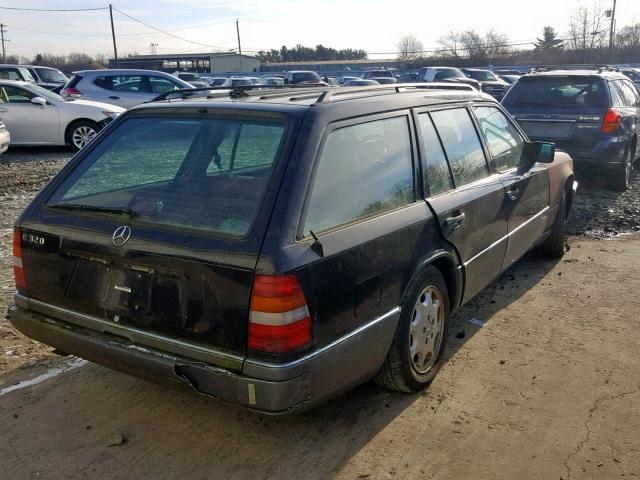 WDBEA92E3RF288511 - 1994 MERCEDES-BENZ E 320 BLACK photo 4