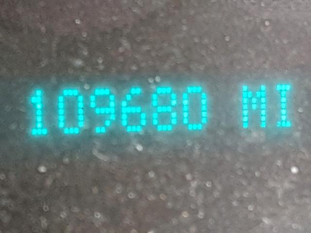 1G1ZC5E05CF116244 - 2012 CHEVROLET MALIBU 1LT SILVER photo 8