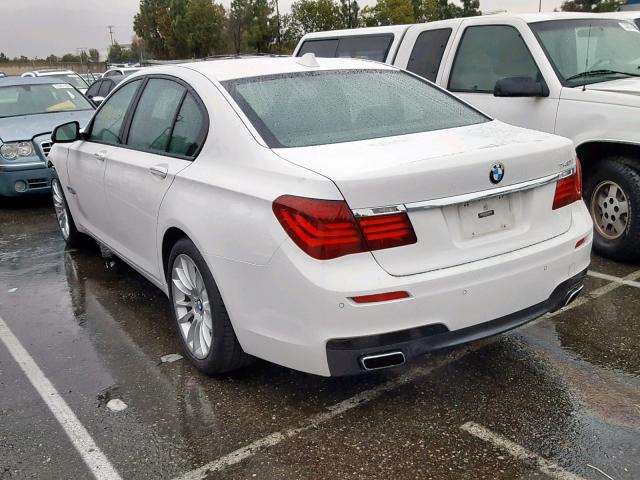 WBAYA6C52FGK16486 - 2015 BMW 740 I WHITE photo 3