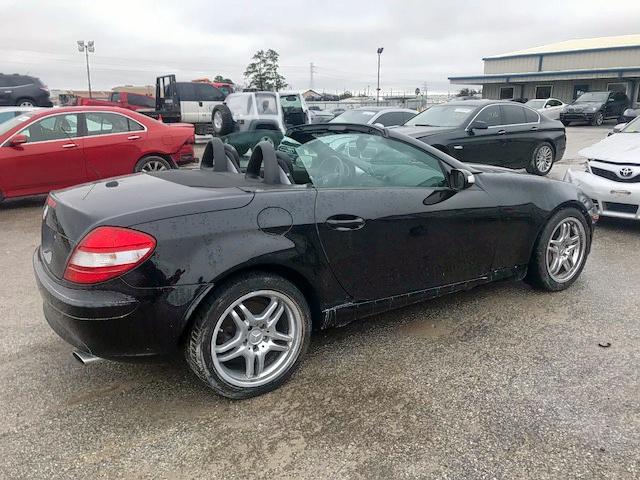 WDBWK56FX6F108725 - 2006 MERCEDES-BENZ SLK 350 Qara foto 9