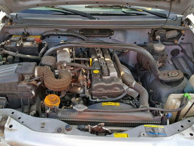 2CNBE18CX26904264 - 2002 CHEVROLET TRACKER SILVER photo 7