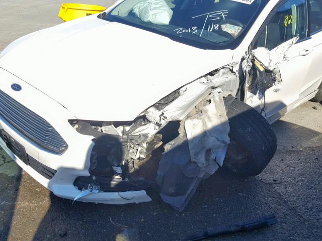 3FA6P0H74DR200074 - 2013 FORD FUSION SE WHITE photo 9