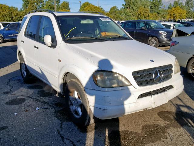 4JGAB54EXYA154105 - 2000 MERCEDES-BENZ ML 320 WHITE photo 1