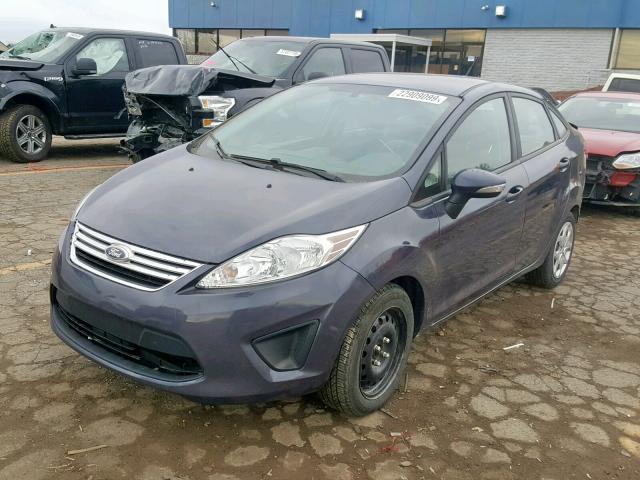 3FADP4BJ6DM204305 - 2013 FORD FIESTA SE GRAY photo 2