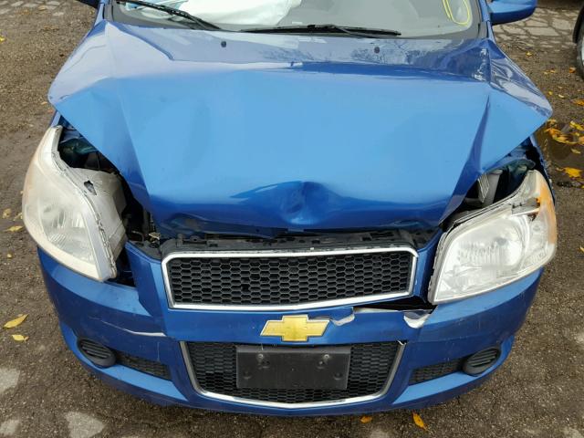 KL1TD66E49B305159 - 2009 CHEVROLET AVEO LS BLUE photo 7