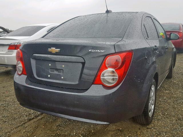 1G1JA5SG0G4174607 - 2016 CHEVROLET SONIC LS 灰色 照片 4