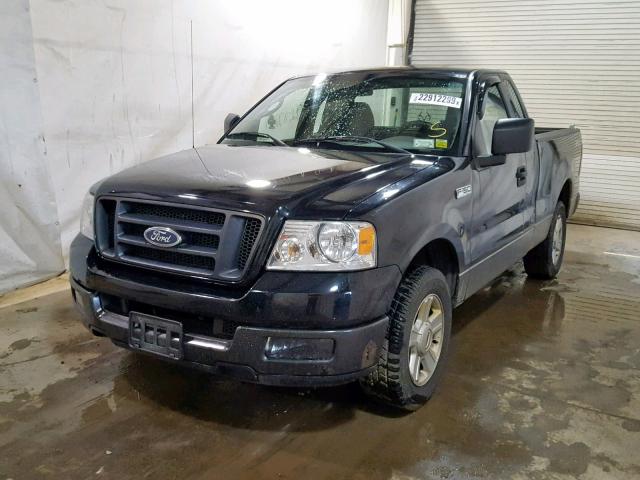 1FTRF12W45NB45405 - 2005 FORD F150 BLACK photo 2