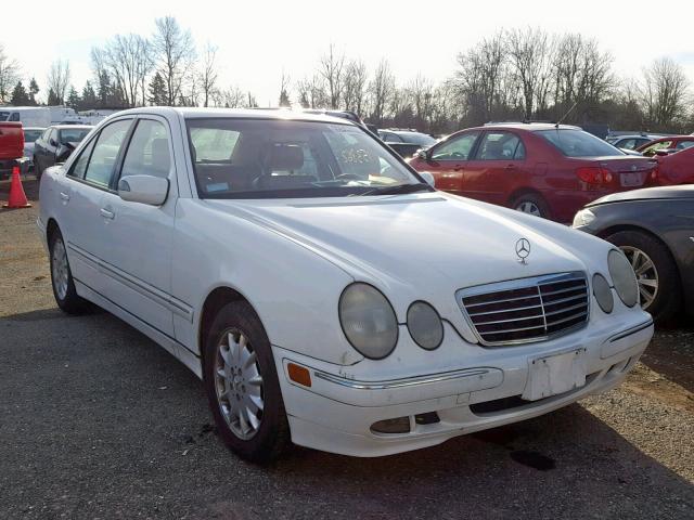 WDBJF65J81B329069 - 2001 MERCEDES-BENZ E 320 WHITE photo 1