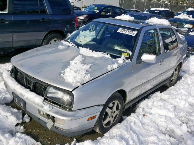 3VWPA81H8XM242148 - 1999 VOLKSWAGEN JETTA WOLF SILVER photo 2