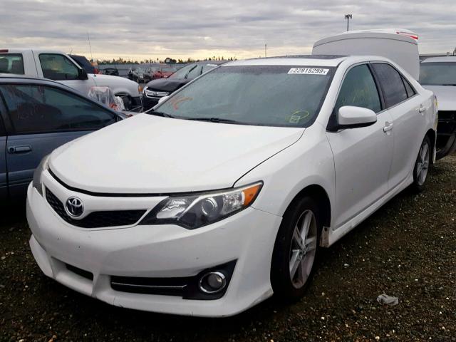 4T1BF1FKXCU561272 - 2012 TOYOTA CAMRY BASE WHITE photo 2