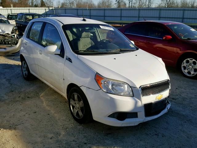 KL1TD66E19B671550 - 2009 CHEVROLET AVEO LS WHITE photo 1