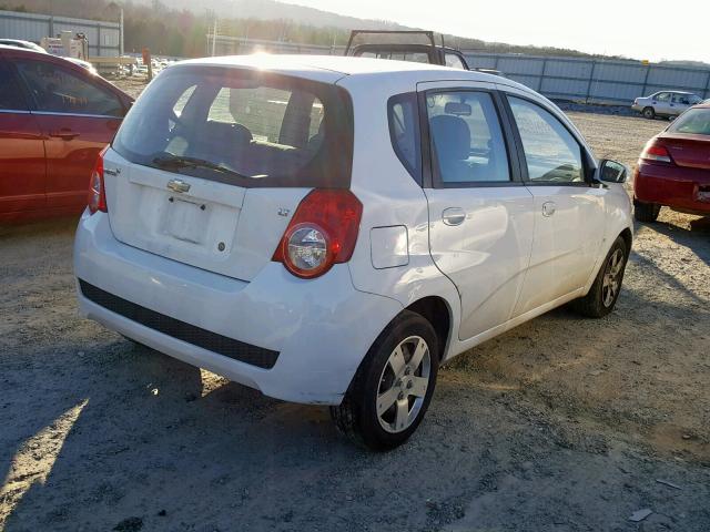 KL1TD66E19B671550 - 2009 CHEVROLET AVEO LS WHITE photo 4