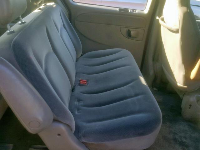 1B4GP15B02B653376 - 2002 DODGE CARAVAN EC RED photo 6