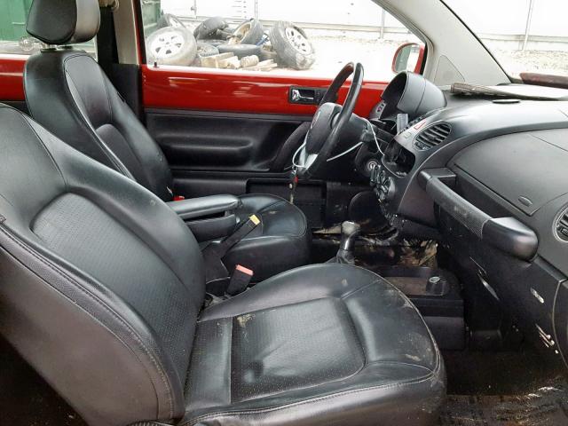 3VWRG3AG0AM035228 - 2010 VOLKSWAGEN NEW BEETLE Rot Foto 5