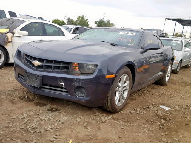 2G1FA1E3XD9243013 - 2013 CHEVROLET CAMARO LS BLUE photo 2