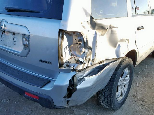 5FNYF181X6B006435 - 2006 HONDA PILOT LX SILVER photo 9