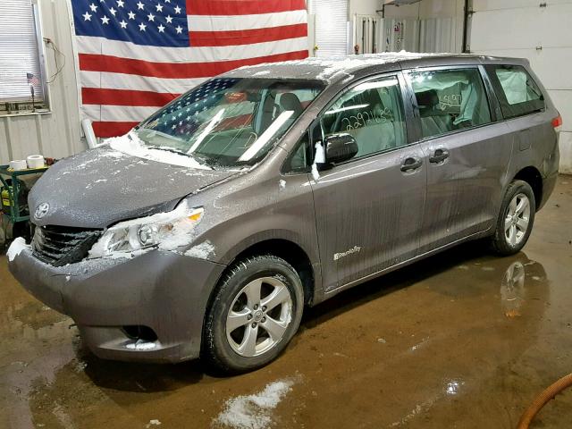 5TDZK3DC6ES481559 - 2014 TOYOTA SIENNA BAS GRAY photo 2