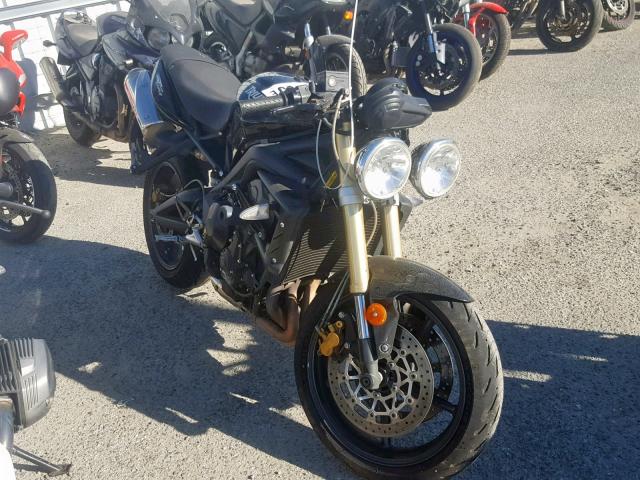 SMTD01NE9AJ447967 - 2010 TRIUMPH MOTORCYCLE STREET TRI შავი ფოტო 1