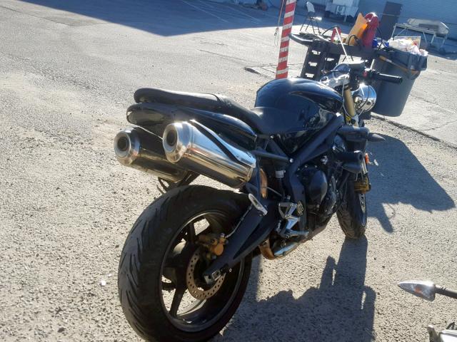SMTD01NE9AJ447967 - 2010 TRIUMPH MOTORCYCLE STREET TRI შავი ფოტო 4