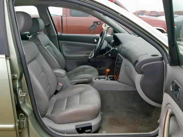 WVWRH63B02P135330 - 2002 VOLKSWAGEN PASSAT GLX 绿色 照片 5