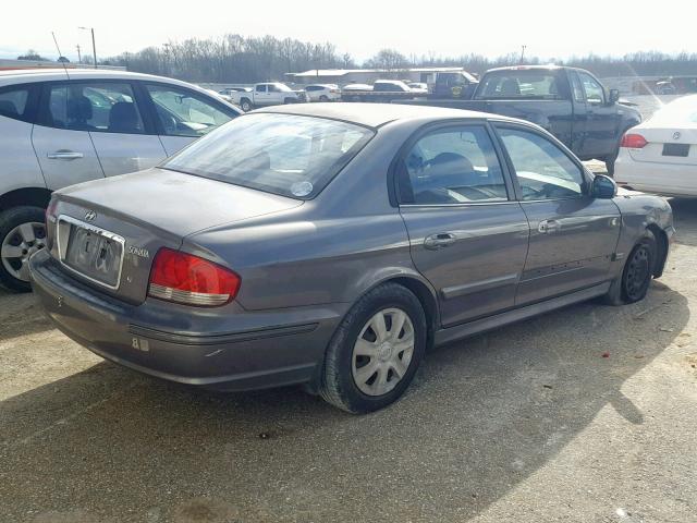 KMHWF25S92A601334 - 2002 HYUNDAI SONATA GL GRAY photo 4