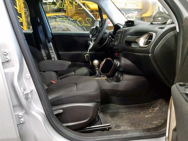 ZACCJBAH0FPB72974 - 2015 JEEP RENEGADE S SILVER photo 5