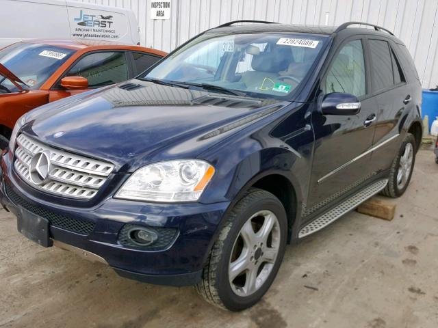 4JGBB86EX8A302305 - 2008 MERCEDES-BENZ ML 350 BLUE photo 2