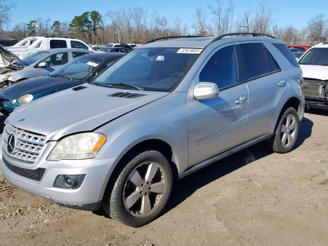 4JGBB86E79A471778 - 2009 MERCEDES-BENZ ML 350 SILVER photo 2