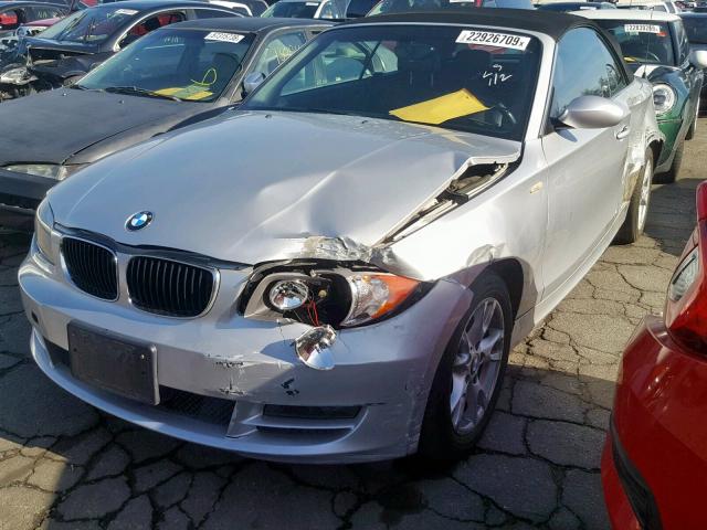 WBAUN13519VH81126 - 2009 BMW 128 I SILVER photo 2