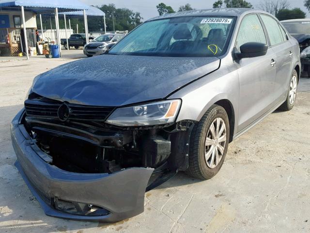 3VW2K7AJ7DM240696 - 2013 VOLKSWAGEN JETTA BASE Մոխրագույն լուսանկար 2