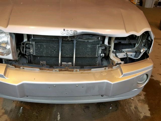 1J8HR68266C120578 - 2006 JEEP GRAND CHER SILVER photo 9