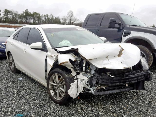 4T1BF1FK3FU072443 - 2015 TOYOTA CAMRY LE WHITE photo 1