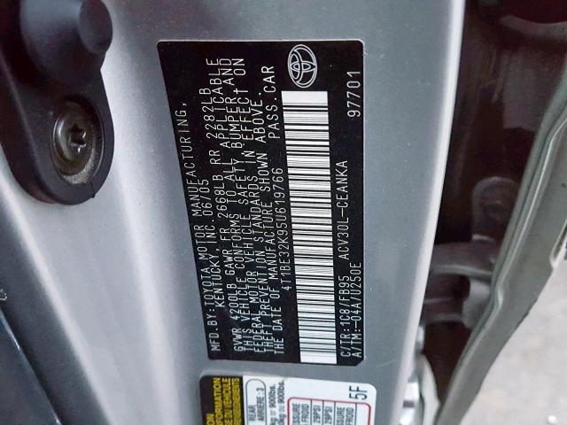 4T1BE32K95U619766 - 2005 TOYOTA CAMRY LE SILVER photo 10