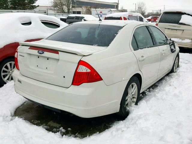 3FAHP0GA5BR334448 - 2011 FORD FUSION S WHITE photo 4