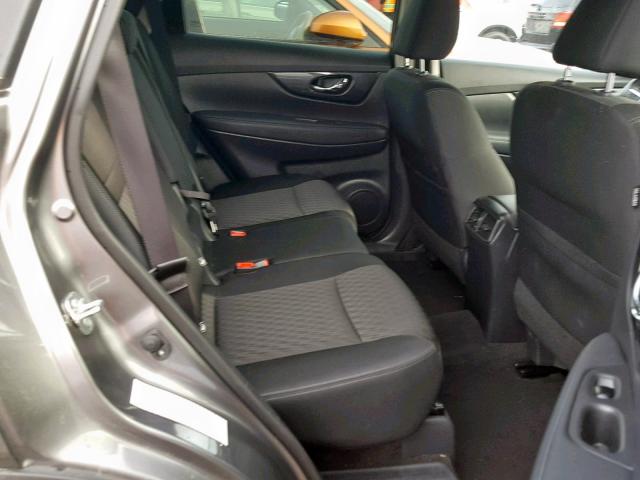 KNMAT2MT8JP525005 - 2018 NISSAN ROGUE S ნაცრისფერი ფოტო 6
