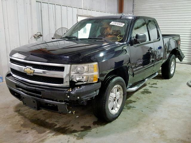 1GCSKTE37AZ111374 - 2010 CHEVROLET SILVERADO BLACK photo 2