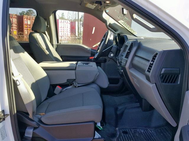 1FT8W4DT8JEB46678 - 2018 FORD F450 SUPER თეთრი ფოტო 5